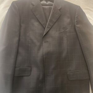 Men's Navy Windowpane Three-Button Suit 43/44 L ||  36 W 32 L